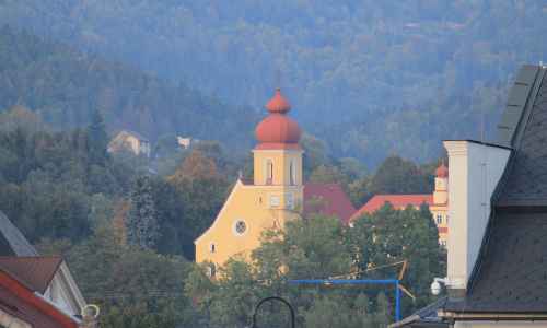 Roksana Sikora - Die Aussicht auf Kloster der Elisabethinen mit Heiliger Josef - Kirche